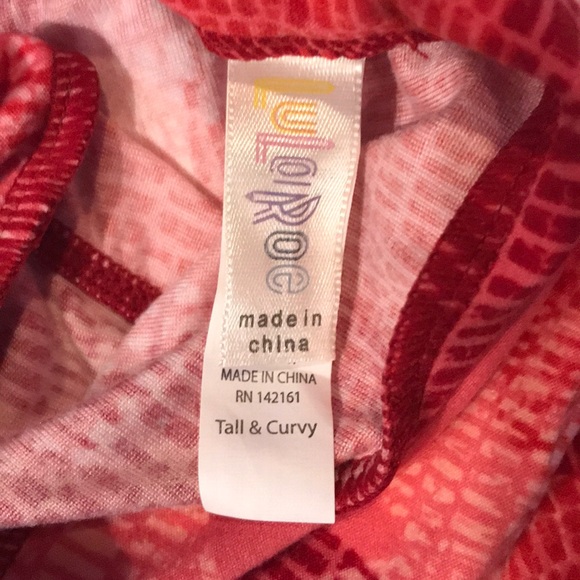 LuLaRoe Tall & Curvy leggings NWT - Picture 3 of 6